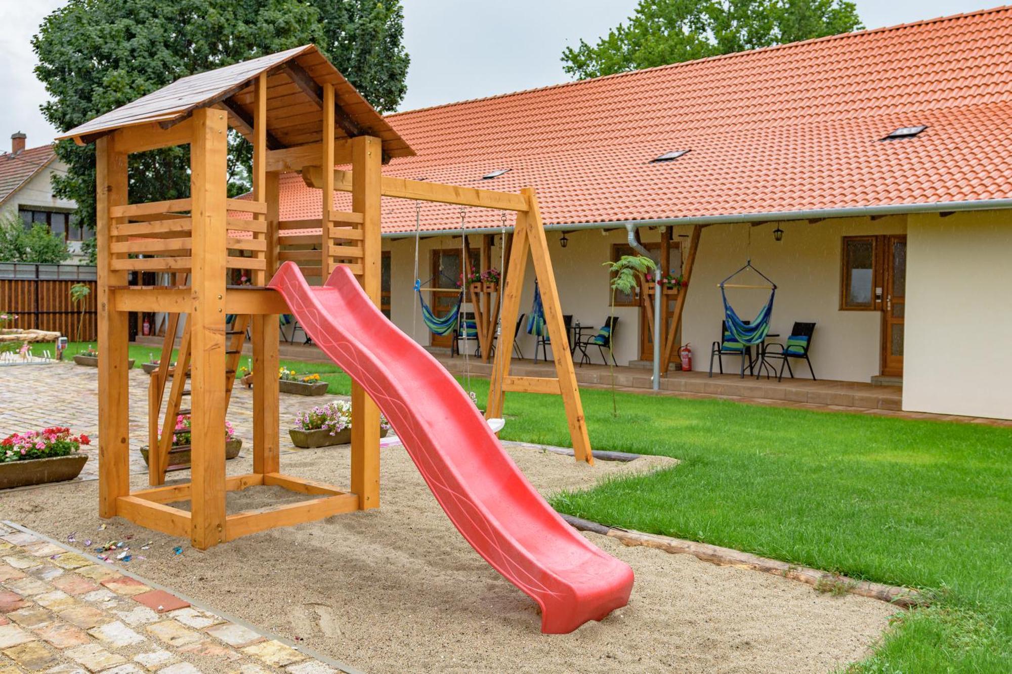Ferienwohnung Szelcsengo Wellness Vendeghaz Makó Exterior foto